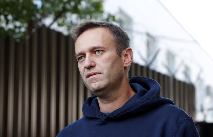 Archiefbeeld. De Russische oppositieleider Aleksej Navalny spreekt met de pers na vrijlating uit een detentiecentrum in de Russische hoofdstad Moskou. (23/08/2019)