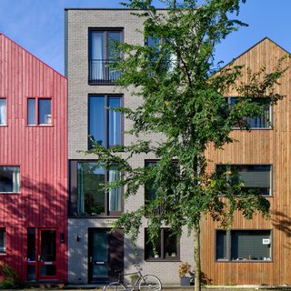 Timber construction is all the rage in Amsterdam – and as old as the city itself: ‘A wooden house’s frame can easily last for centuries’