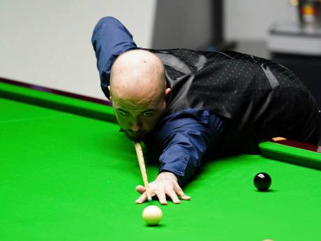 Le Belge Luca Brecel mené après la première session de la demi-finale