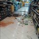 Man schreeuwt "Allahu Akbar" en stapt schietend Spaanse supermarkt binnen