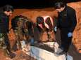 Massagraven met duizenden lijken ontdekt bij Raqqa: Human Rights Watch vraagt hulp