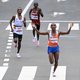 Marathonloper Nageeye: ‘Als ik rustig tweede was geworden, was er niks aan de hand geweest. Omdat ik Bashir hielp, werd het wereldnieuws’