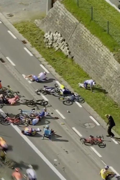 L'organisation d’À Travers la Flandre regrette une chute de telle ampleur à quatre jours du Ronde: “Une désillusion”