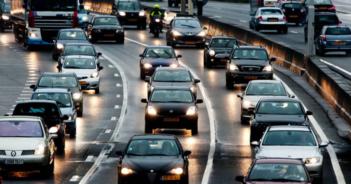 Flinke vertraging op A1 tussen Markelo en Bathmen door ongeval.