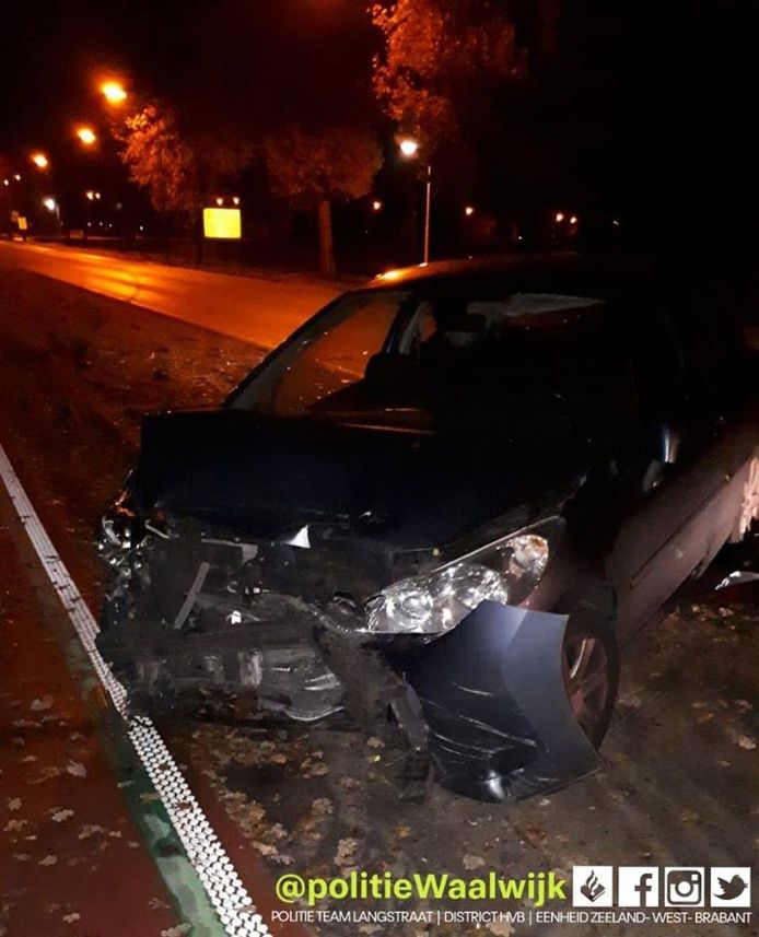 Niemand te bekennen na ongeluk in Waalwijk