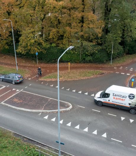 Rotonde moet fietsers veilige oversteek bieden op de drukke Ceintuurbaan bij Harderwijk