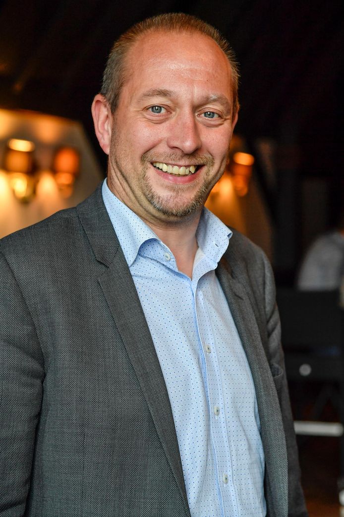 Gemeenteraadslid Bart Van Malderen wil een externe intendant aangesteld zien.