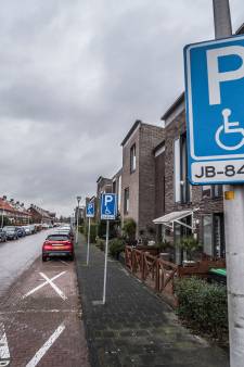 Ongeloof over enorme prijsverschillen gehandicaptenparkeerkaart: ‘Dit deugt niet’ 