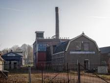 Wéér ongewenst bezoek bij oude dakpannenfabriek: fietsen gestolen
