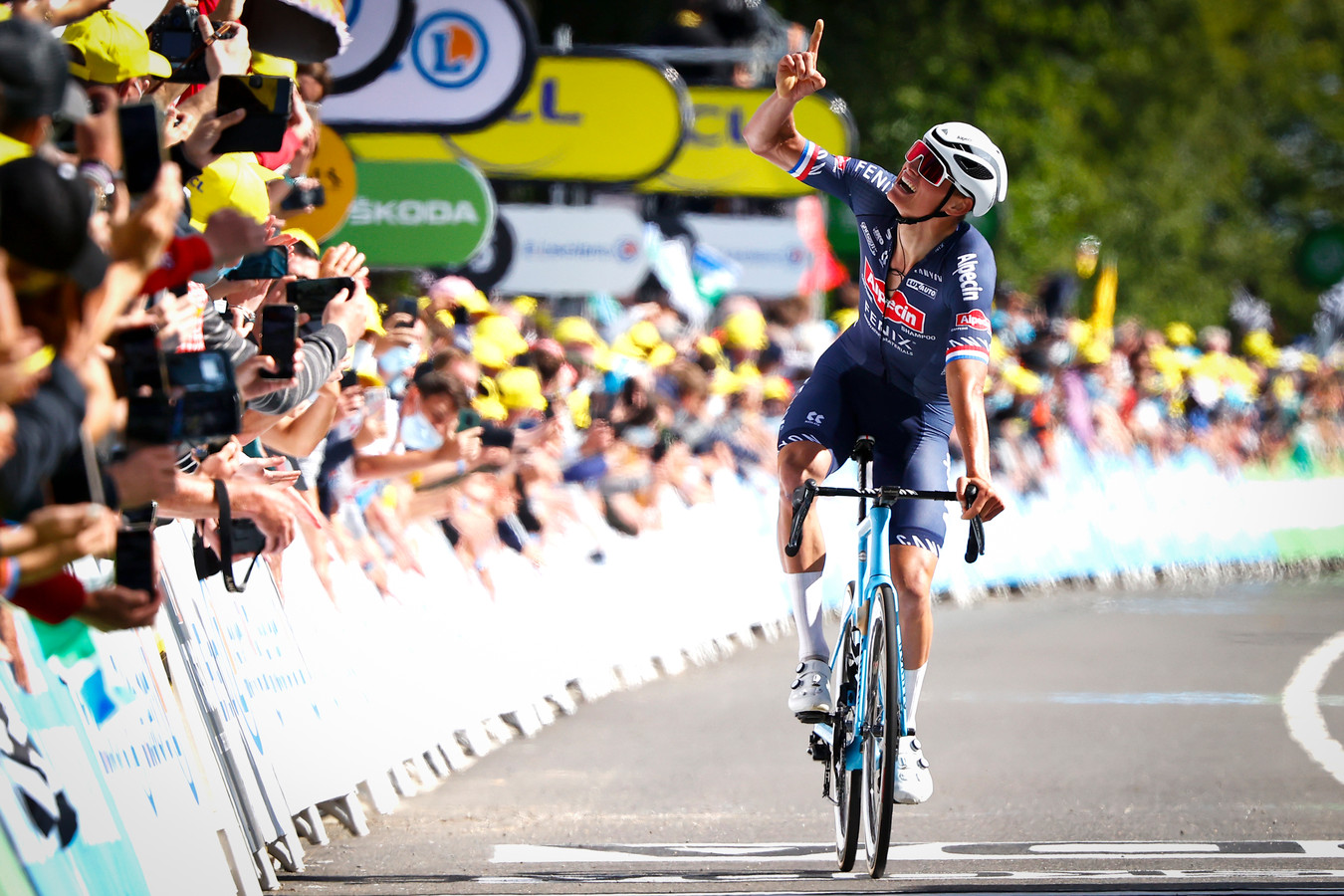 Geel Van der Poel ultieme ode