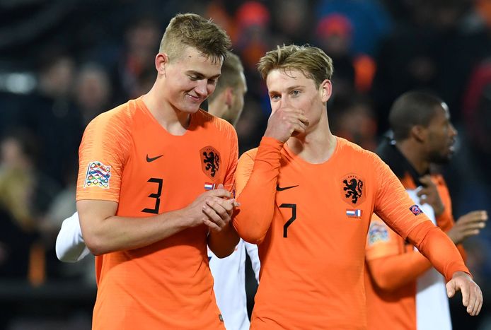 Matthijs de Ligt en Frenkie de Jong spelen komende week met Oranje tegen Wit-Rusland en Duitsland.