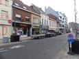 Archiefbeeld: de Orange Shop in de Tolpoortstraat. De gebouwen links van de Orange Shop zijn ondertussen gesloopt.