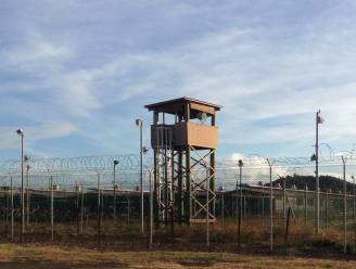 VS-minister van Defensie brengt eerste bezoek aan Guantanamo