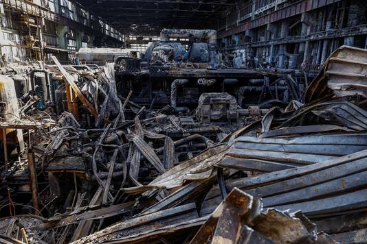 四月初俄罗斯空袭后，乌克兰一座发电厂被毁。