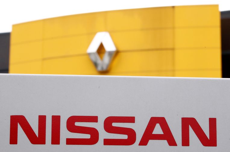 Renault en Nissan, die met Mitsubishi een alliantie vormen, overwegen een fusie. Beeld Reuters