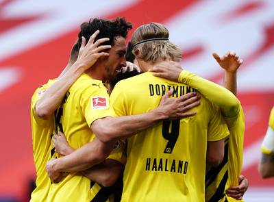 Dortmund wint gemakkelijk tegen Mainz en heeft Champions League-ticket beet