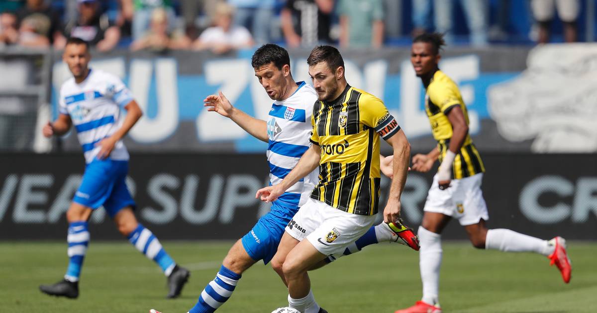 LIVE | Vitesse en PEC aan elkaar gewaagd, gevulde koek ...