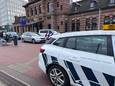 De verkeerspolitie controleerde samen met de Inspectie Leefomgeving en Transport verschillende taxi's in Delft.