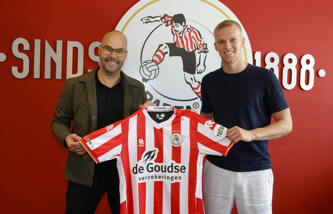 Oldenzaler Tijs Velthuis naar Sparta Rotterdam Foto AD.nl