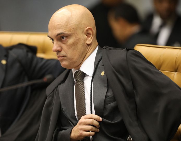 Rechter Alexandre de Moraes van het Braziliaanse Hooggerechtshof, tegen wie president Bolsonaro een afzettingsverzoek heeft ingediend.