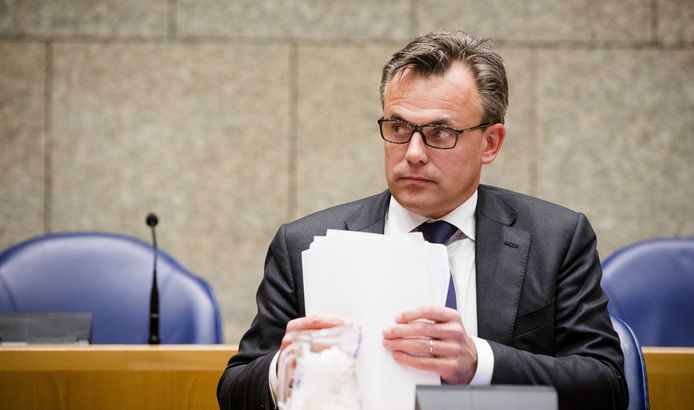 2019-01-22 15:03:27 DEN HAAG - Staatssecretaris Mark Harbers van Justitie en Veiligheid (VVD) tijdens het wekelijkse vragenuur in de Tweede Kamer. ANP BART MAAT