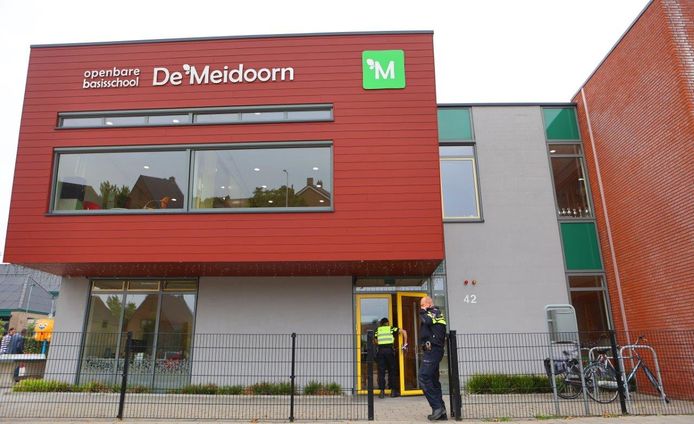 Het ongeluk gebeurde vrijdagochtend in de Maire de Gierstraat bij basisschool De Meidoorn in Kerkdriel.