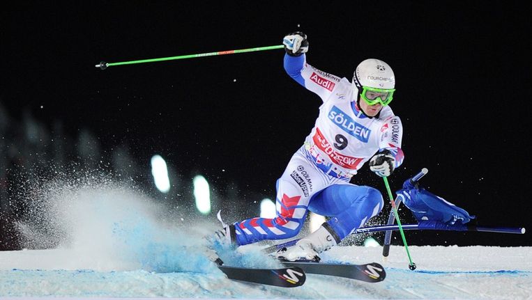 Alexis Pinturault en Julia Mancuso winnen parallalle ...