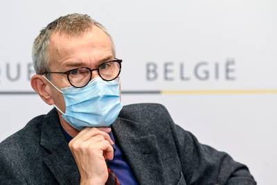 Le ministre Vandenbroucke veut rendre la vaccination obligatoire pour le personnel de santé
