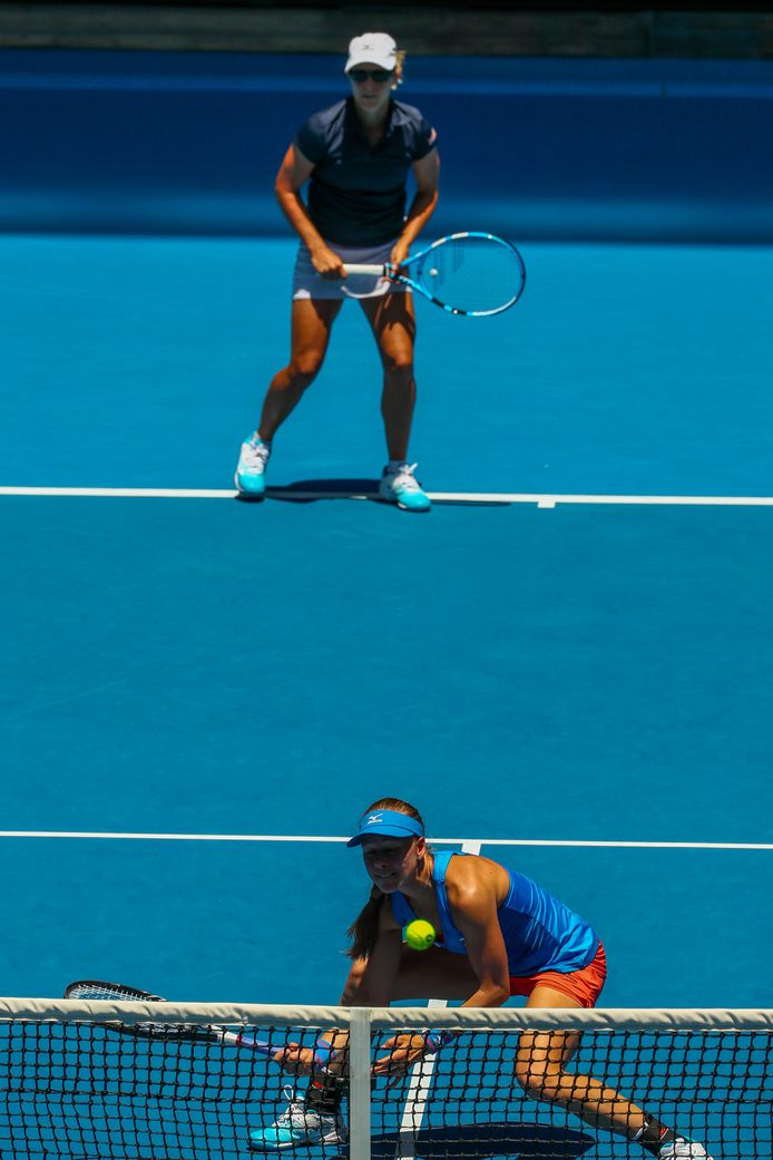 Flipkens dubbelde op de Australian Open met Johanna Larsson.