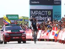 Thymen Arensman vol ongeloof na prachtige zege in Vuelta: ‘Om eerlijk te zijn voelde ik me niet super goed’