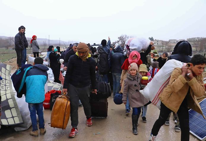 Het VN-Bureau voor de Coördinatie van Humanitaire Zaken (OCHA) meldt dat sinds december zo'n 700.000 mensen op de vlucht zijn geslagen.