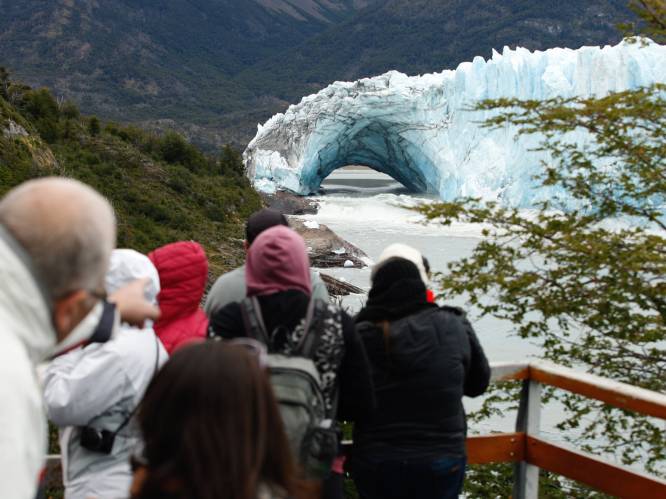 Duizenden toeristen reisden hiervoor naar Patagonië, maar ijsboog breekt af wanneer niemand het ziet