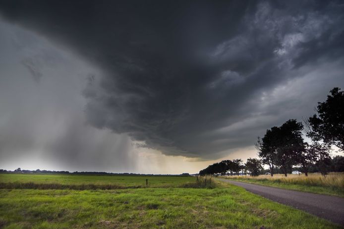 Opnieuw Code Geel Voor Oosten Van Nederland Onweer Met Hagel En Windstoten Binnenland Ad Nl