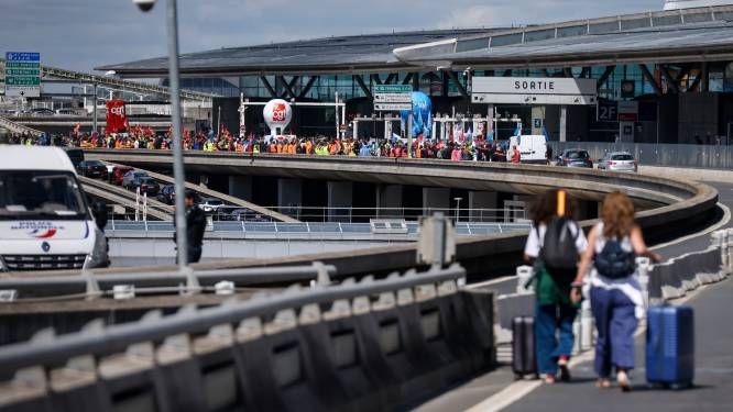 Luchthaven Parijs biedt personeel meer loon om staking te voorkomen