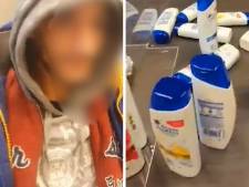 Un voleur se charge de gels douche dans un magasin avant de s’enfuir, un client le rattrape