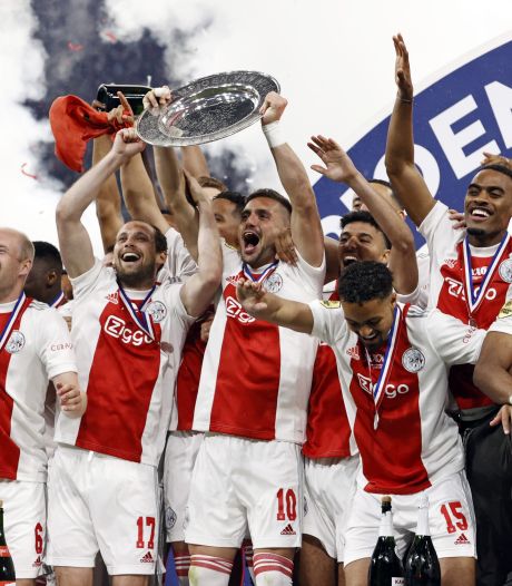 Landskampioen Ajax oefent bij het Oldenzaalse Quick'20 tegen Duitse ploegen
