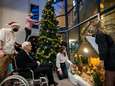 Studentenvereniging in Den Bosch brengt kerst naar ouderen 