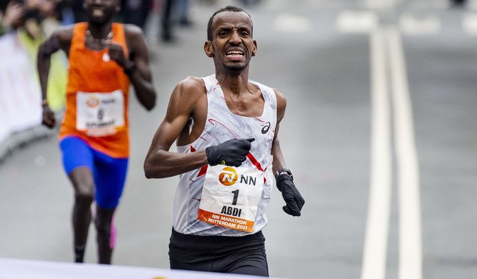 Bashir Abdi werd derde op de olympische marathon in Tokio.