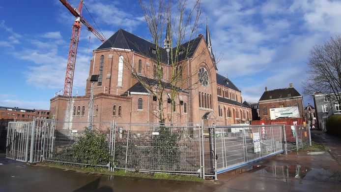 De renovatie van de Heilig Hartkerk aan de Baroniielaan in Breda.