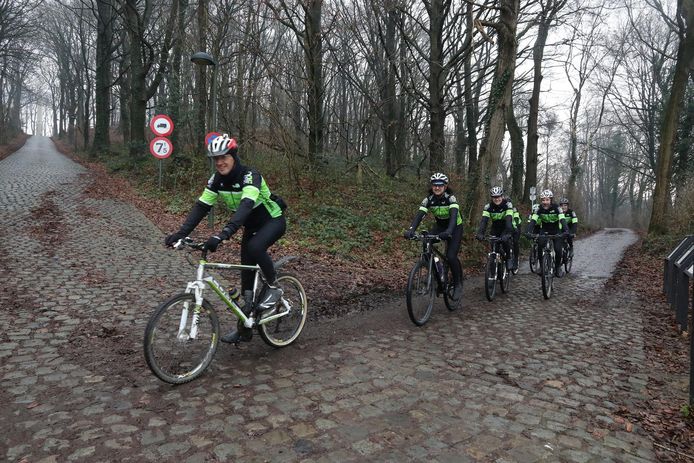 De Kodo's bereiden zich voor op de zwaarste mountainbiketoer van West-Vlaanderen.