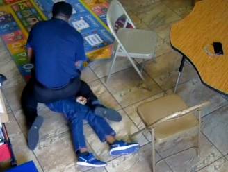 KIJK. “Ik weet niet of je het weet, maar daar hangt een camera”: schooldirecteur (33) die jonge leerling mishandelt, valt door de mand bij arrestatie