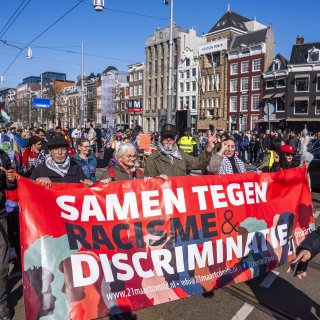 Thousands at demonstration against racism and fascism in Amsterdam: ‘No human is illegal’