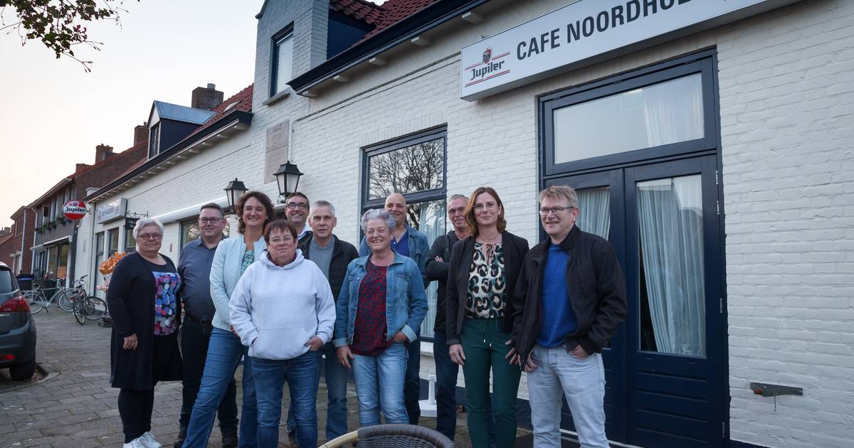 ‘Reddingsactie’ in Noordhoek geslaagd: bewoners kopen eigen dorpscafé
