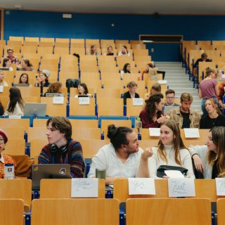 ‘Etnische minderheden zijn ondervertegenwoordigd aan onze universiteiten’: hoe kunnen we beter doen?