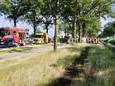 Hulpdiensten zijn ter plaatste op de N277.
