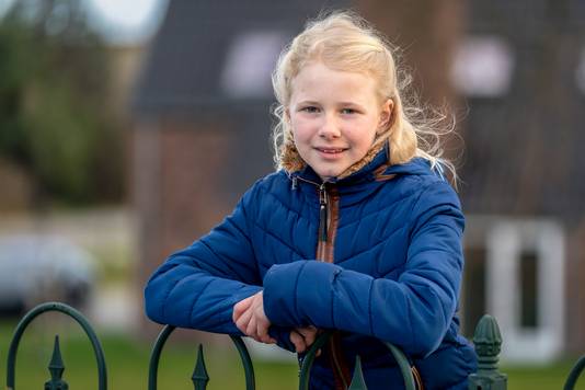 Emma van der Pluijm (maandag wordt ze 10 jaar) schreef de regering een open brief, omdat ze graag tegen corona gevaccineerd wil worden