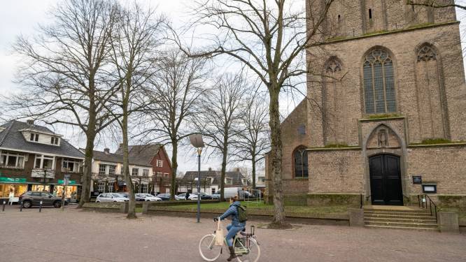 Dalfsen zet streep door parkeerplekken in centrum (en daar is niet iedereen blij mee): ‘Gaat mij klanten kosten’