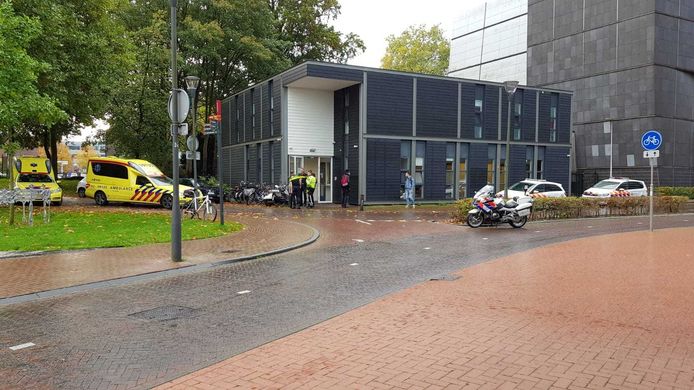 Op het Smalle pad is in oktober een persoon gewond geraakt na een steekpartij. De verdachte stond vanmorgen voor de rechter.