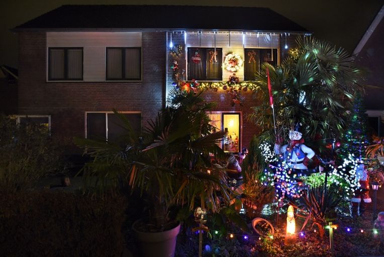 Kerstversiering als wapen tegen de rottigheid