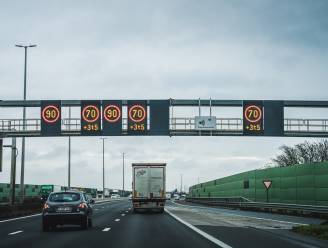 Toeterprotest haalt niks uit: 70 km/u voor vrachtwagens op viaduct E17 (voorlopig) niet afgevoerd